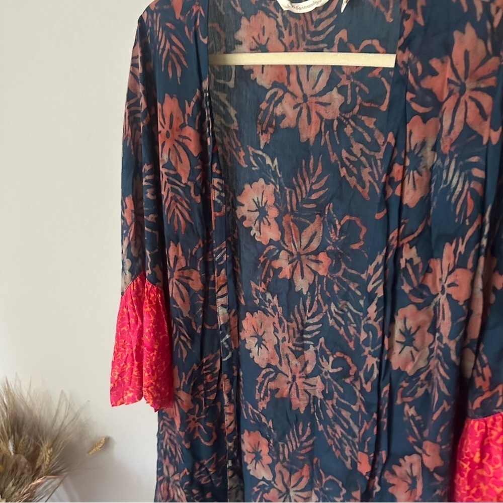 Soft Surroundings Floral Bell Sleeve Kimono Duster in Navy M - Picture 9 of 10